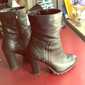 Heeled Leather Boots Size 6.5